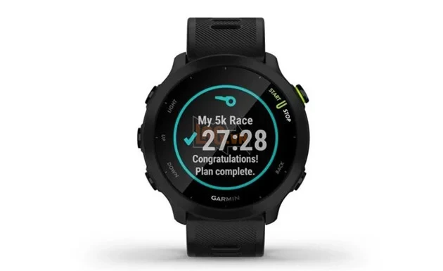 Garmin Forerunner 55 khi chạy dưới mưa: Gọn nhẹ, dễ thao tác Garmin Forerunner 55 khi chạy dưới mưa: Gọn nhẹ, dễ thao tác