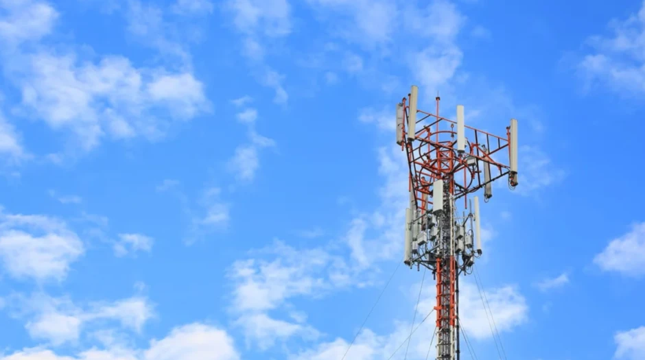 Giá điện thoại thông minh tăng vọt vì thiếu hụt chip nhớ