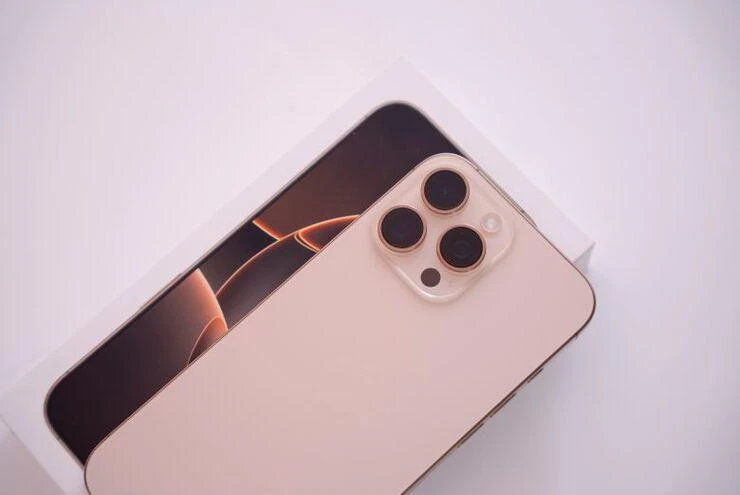 Giá iPhone 16 series tháng 5: Giảm mạnh thêm tới 2 triệu đồng, lập đáy mới