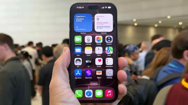 iPhone 17 Pro Max có gì kém cạnh so với iPhone 18 Pro Max?