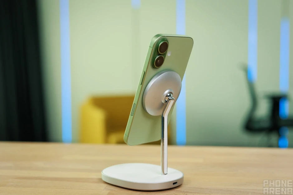 iPhone 17 và iPhone 11: Sau 6 năm có đáng nâng cấp?