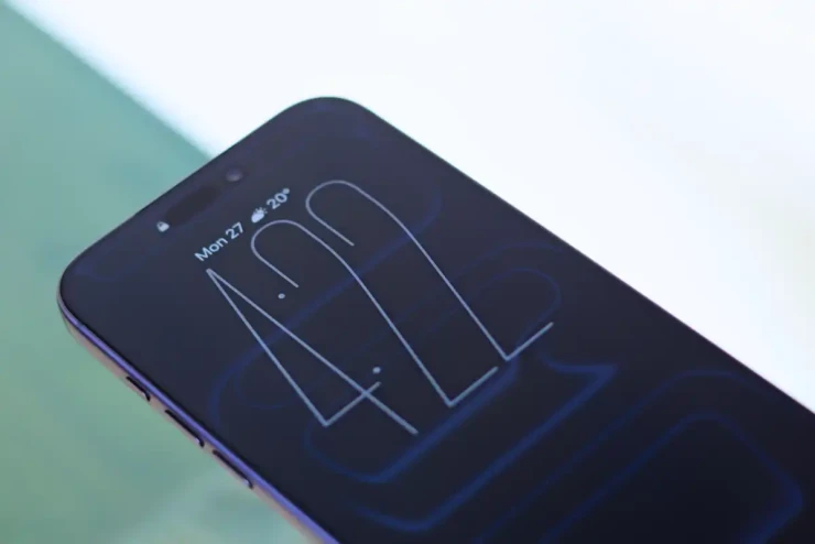 iPhone 18 Pro Max có thật sự nồi đồng cối đá không cần ốp lưng?