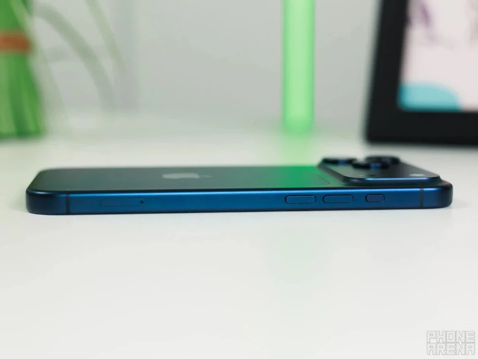 iPhone 18 Pro sẽ có thay đổi cực lớn về thiết kế