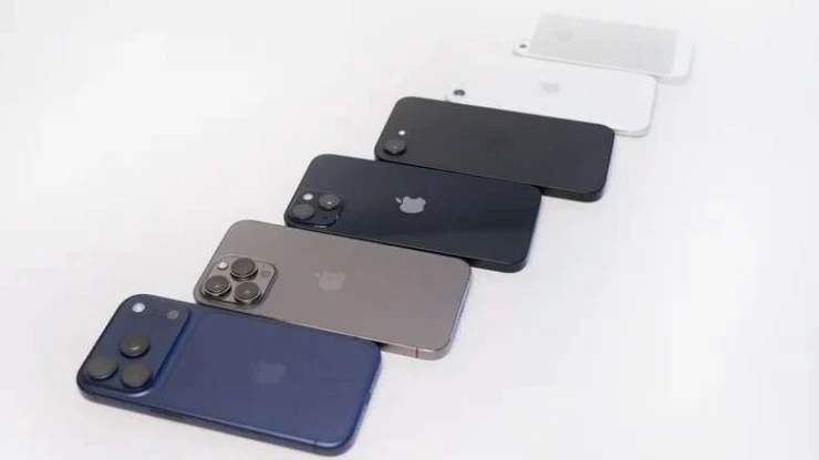 iPhone 2007 và iPhone 2026: Công nghệ đã thay đổi như thế nào sau gần 20 năm?