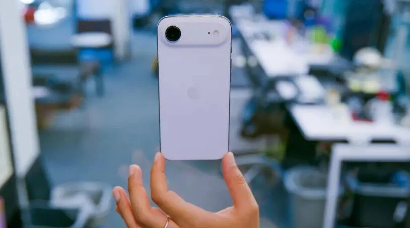 iPhone Air là bước đệm quan trọng cho iPhone màn hình gập