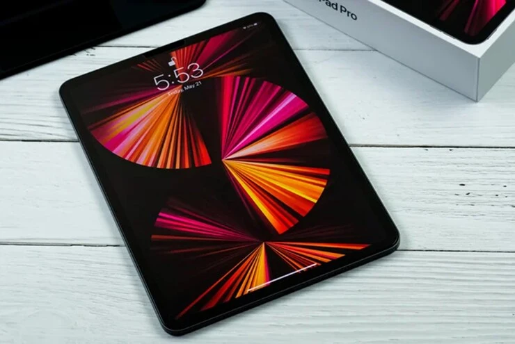 iPhone có gì khiến Apple bán với giá cao hơn iPad?