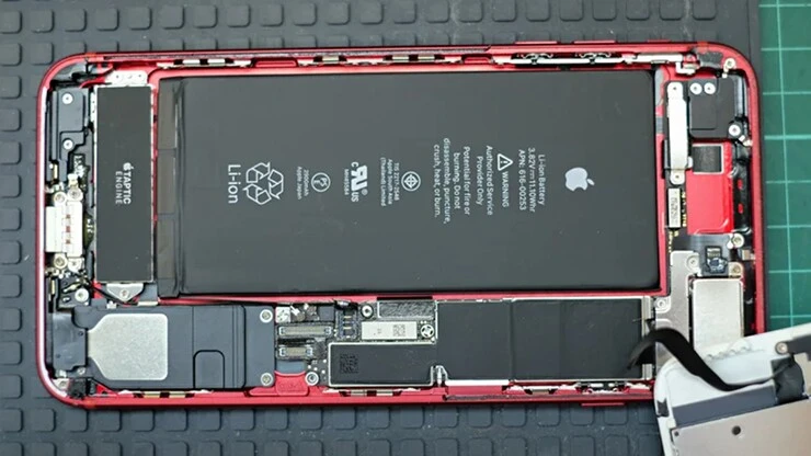 iPhone có gì khiến Apple bán với giá cao hơn iPad?