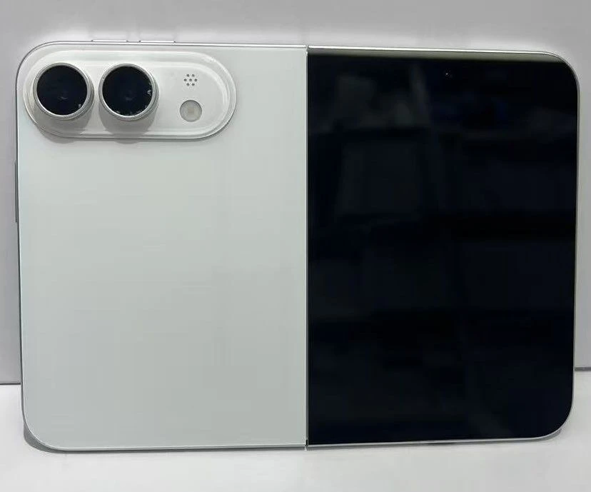iPhone gập lộ thiết kế, dự kiến chỉ có màu trắng