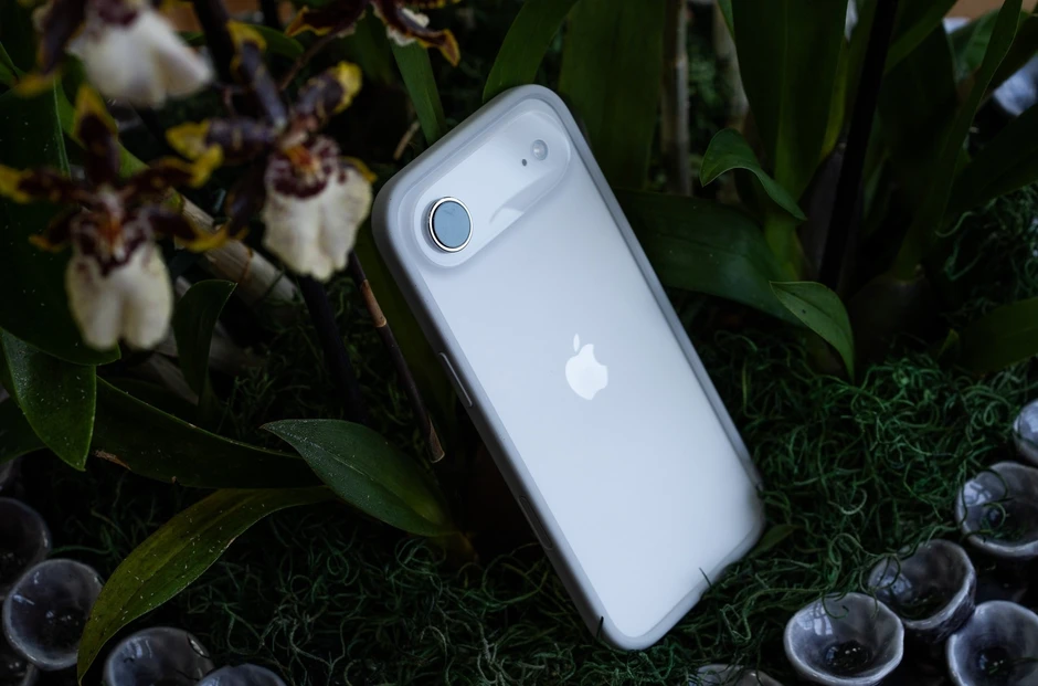 iPhone Air siêu mỏng giảm giá sâu, cơ hội mua rẻ hơn ngày ra mắt
