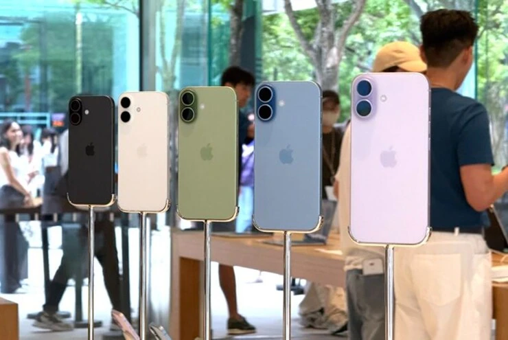 Kỷ lục 15 năm của iPhone 4 sắp bị iPhone 17 xô đổ