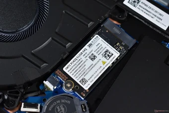 Lenovo bắt đầu sử dụng SSD YMTC của Trung Quốc trên ThinkBook 14 G9