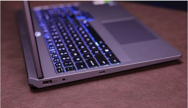Lenovo LOQ 15IPH11 kết hợp LOQ 27-10: Cặp đôi hoàn thiện góc gaming thế hệ mới Lenovo LOQ 15IPH11 kết hợp LOQ 27-10: Cặp đôi hoàn thiện góc gaming thế hệ mới