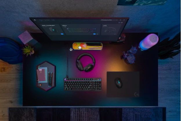 Logitech G304 X SUPERLIGHT – chuột gaming ba chế độ kết nối, pin 130 giờ Chuột chơi game G304 X SUPERLIGHT với ba chế độ kết nối và thời lượng pin hơn 130 giờ