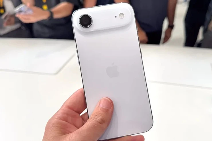 Mẫu iPhone đã đẹp lại còn rẻ hơn cả iPhone 17