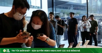Nên mua điện thoại qua mạng hay tại cửa hàng?