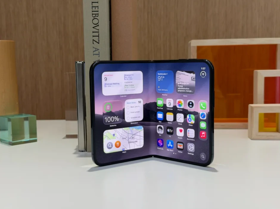 Nên mua iPhone Duo hay chọn Galaxy Z Fold8 rẻ hơn 20 triệu đồng? Nên mua iPhone Duo hay chọn Galaxy Z Fold8 rẻ hơn 20 triệu đồng?