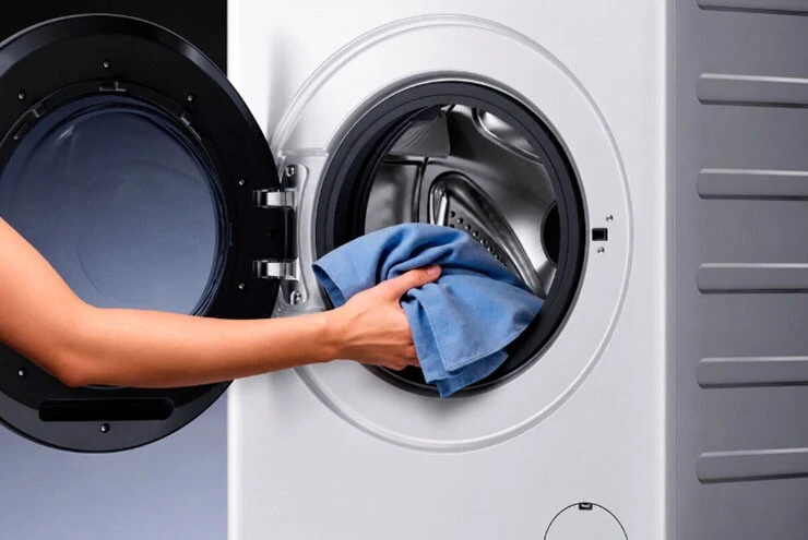 Nhiều người dùng máy giặt nhưng chưa từng mở nắp nhỏ này Nhiều người dùng máy giặt nhưng chưa từng mở nắp nhỏ này