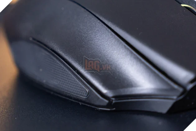 Razer Naga V3 Pro Review: Chuột MMO “3 Trong 1” Cho Game Thủ