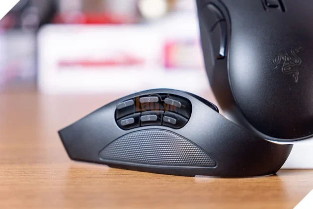 Razer Naga V3 Pro Review: Chuột MMO “3 Trong 1” Cho Game Thủ