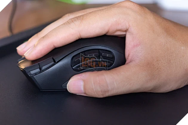 Razer Naga V3 Pro Review: Chuột MMO “3 Trong 1” Cho Game Thủ