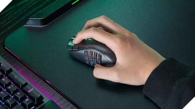 RAZER RA MẮT NAGA V3 PRO: CHUỘT MMO BIỂU TƯỢNG NÂNG CẤP SỨC MẠNH