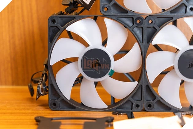 Review Corsair Nautilus 360 RS ARGB: Sức Mạnh Làm Mát Tối Ưu, Cân Mọi Kèo Ép Xung!