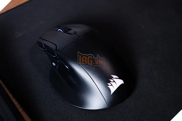 Review Corsair NIGHTSWORD v2 WIRELESS SD : Khi chuột gaming trở thành trung tâm điều khiển