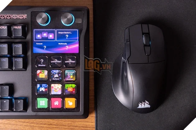 Review Corsair NIGHTSWORD v2 WIRELESS SD : Khi chuột gaming trở thành trung tâm điều khiển