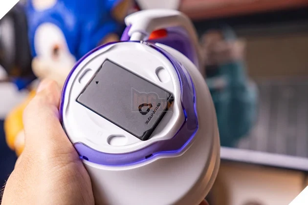 Review JBL Quantum 650 Wireless: Thiết kế khác biệt, pin tháo rời và chất âm sinh ra cho game thủ