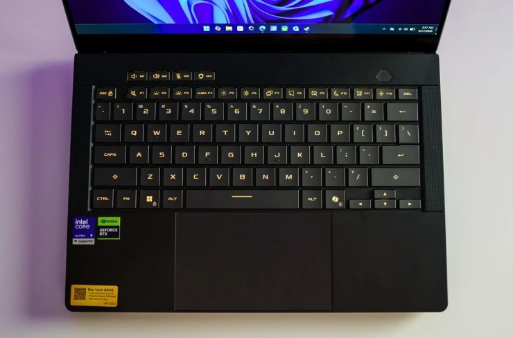 ROG Zephyrus G14 2026 - laptop gaming mỏng nhẹ, giá 120 triệu đồng