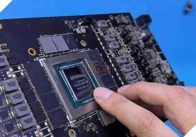 RTX 4090 giả xuất hiện ngày càng nhiều: Chip GPU bằng nhựa, linh kiện bên trong đều là hàng nhái