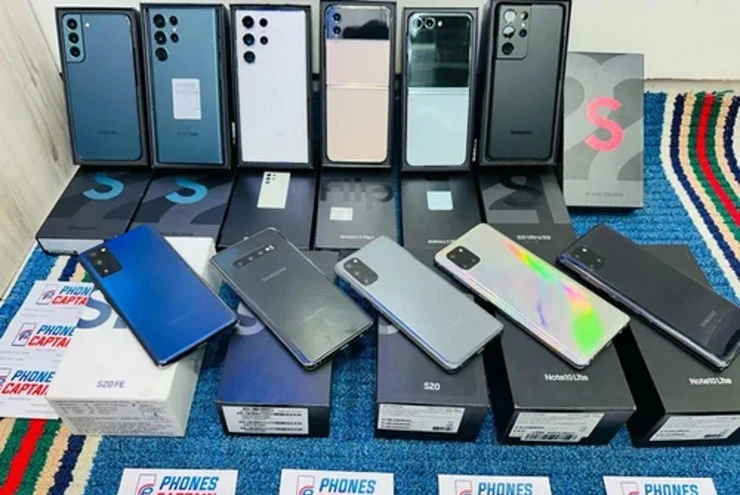 Samsung bất ngờ áp đảo Apple trên thị trường điện thoại cũ Samsung bất ngờ áp đảo Apple trên thị trường điện thoại cũ