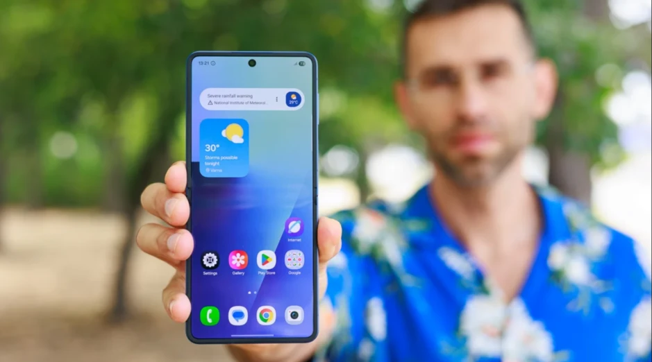 Samsung bất ngờ tăng giá hàng loạt smartphone và tablet