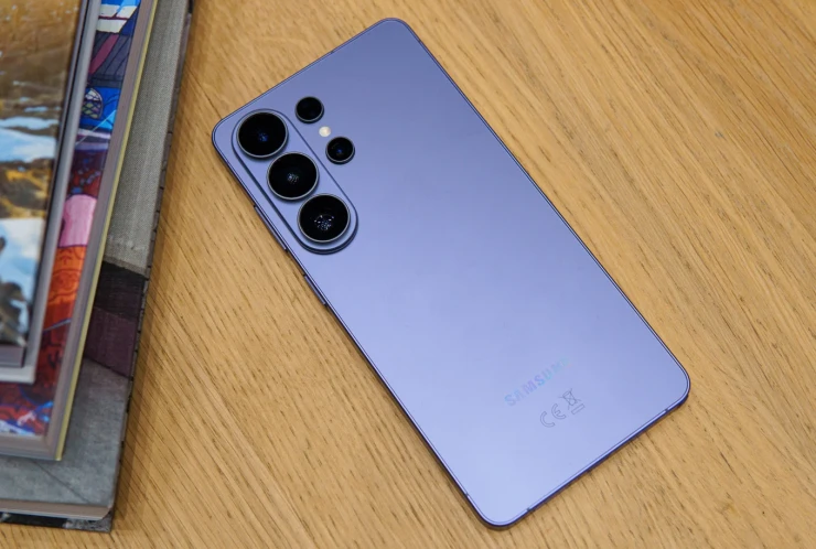 Samsung giải thích lý do khai tử thiết kế vuông vức trên Galaxy S26 Ultra