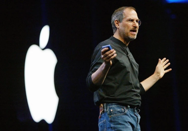 Steve Jobs bán xe hơi để mua máy tính, 2 năm sau trở thành triệu phú