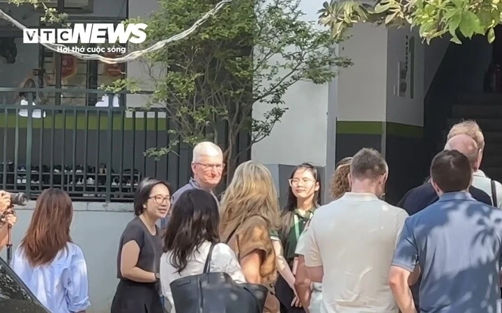 Tim Cook kết thúc chặng đường huy hoàng trên ghế CEO Apple