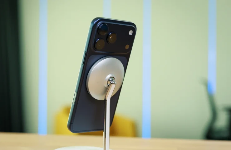 Tính năng bị coi là nhàm chán trên iPhone vừa gây chấn động giới công nghệ