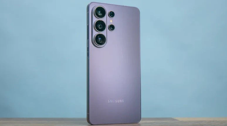Top 10 smartphone tốt nhất tháng 4/2026