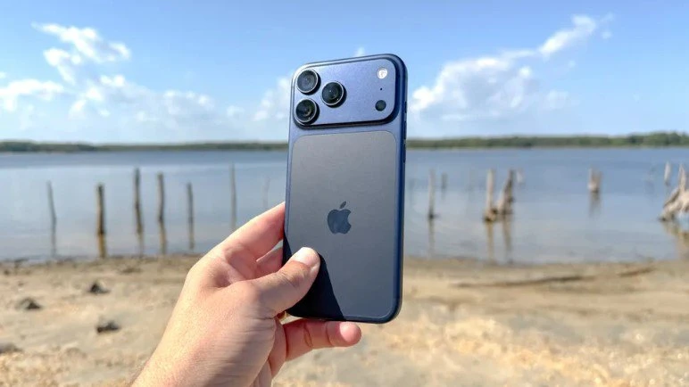 Top 10 smartphone tốt nhất tháng 4/2026