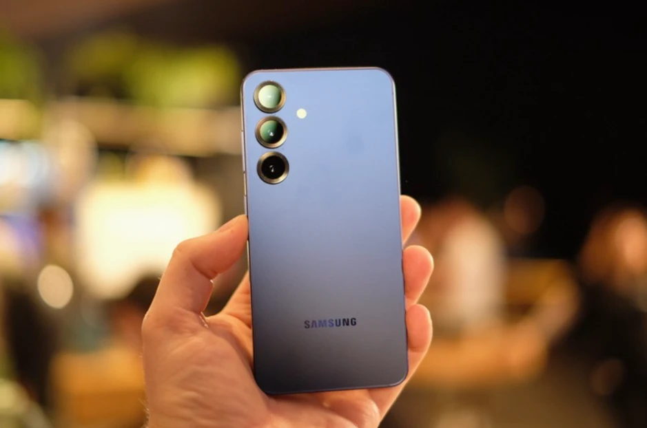 Top smartphone Android giảm giá cực sâu cuối tháng 5