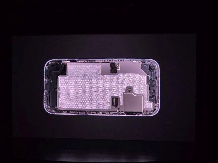TRỰC TIẾP: Apple trình làng iPhone 18 Pro, iPhone 18 Pro Max và iPhone Duo màn hình gập