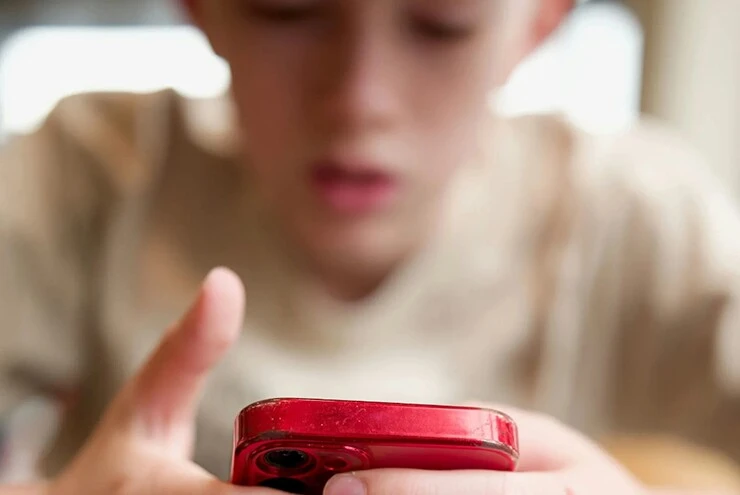 Vì sao iPhone bị nghi liên quan đến đà giảm sinh?