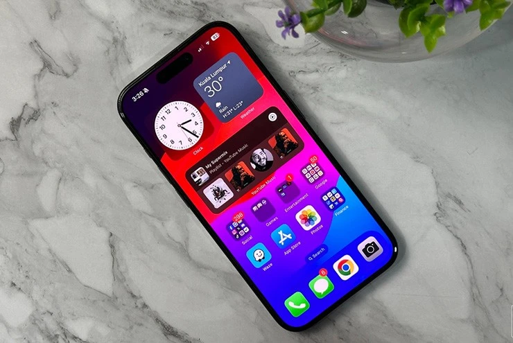 Vì sao smartphone cao cấp vẫn ra mắt mỗi năm dù nâng cấp không nhiều?