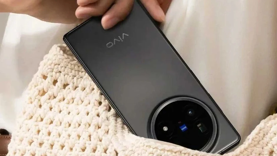 vivo X Fold6 lộ cấu hình khủng với camera 200MP, pin 7.000 mAh vivo X Fold6 lộ cấu hình khủng với camera 200MP, pin 7.000 mAh