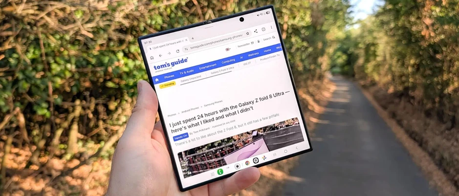 Xếp hạng smartphone màn hình gập tốt nhất hiện nay Xếp hạng smartphone màn hình gập tốt nhất hiện nay