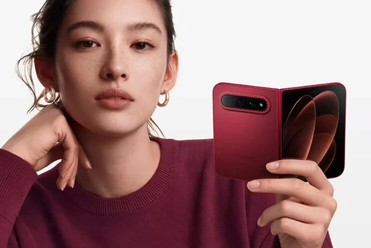 Xiaomi 18 Fold gây sốc với thiết kế gập chưa từng có Xiaomi 18 Fold gây sốc với thiết kế gập chưa từng có