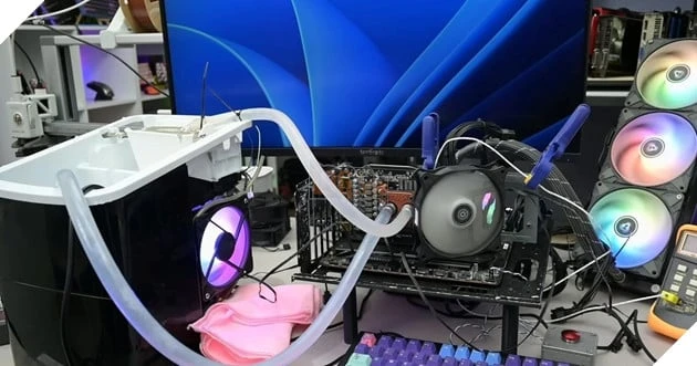 YouTuber dùng máy làm đá để làm mát RTX 3060, nhiệt độ GPU giảm xuống chỉ còn 22°C
