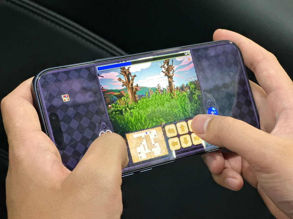 "Cha đẻ" Vampire Survivors mang siêu phẩm mới lên di động! Trải nghiệm nhanh trên iPhone để xem mượt như thế nào