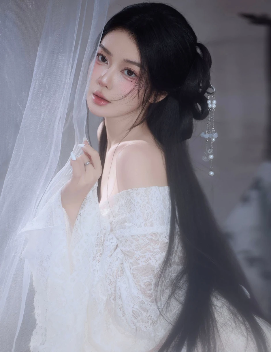 "Hot girl ảnh thẻ" trổ tài cosplay cực mướt, biến hóa thần thái đốn tim cộng đồng mạng "Hot girl ảnh thẻ" trổ tài cosplay cực mướt, biến hóa thần thái đốn tim cộng đồng mạng