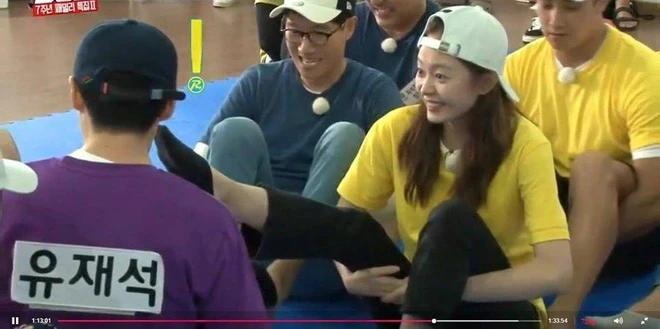 "Mỹ nhân bị ghét nhất Running Man” hết thời đi phục vụ ở quán cà phê, bị chủ quán cấm làm 2 điều trong khi đang làm việc
